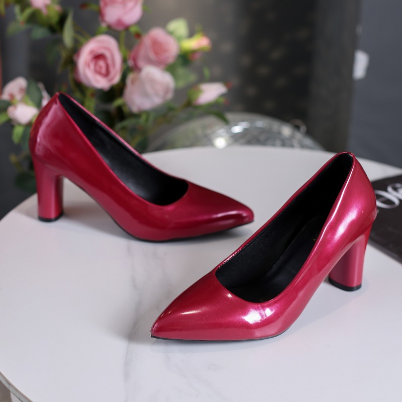 Pump Heel Block - プラスサイズ パテントレザー パンプス ブロックヒール ポインテッドトゥ シングルシューズ