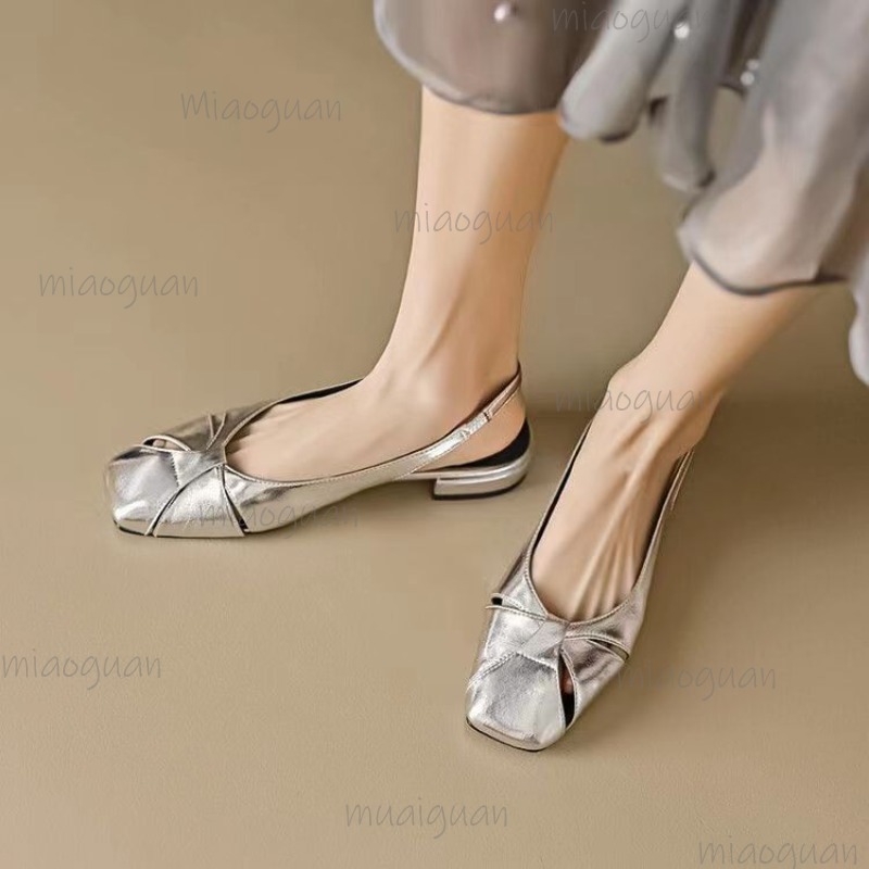 カバートゥローヒールパンプス レディース サンダル ゴールド - Womens Heels のレビューと価格